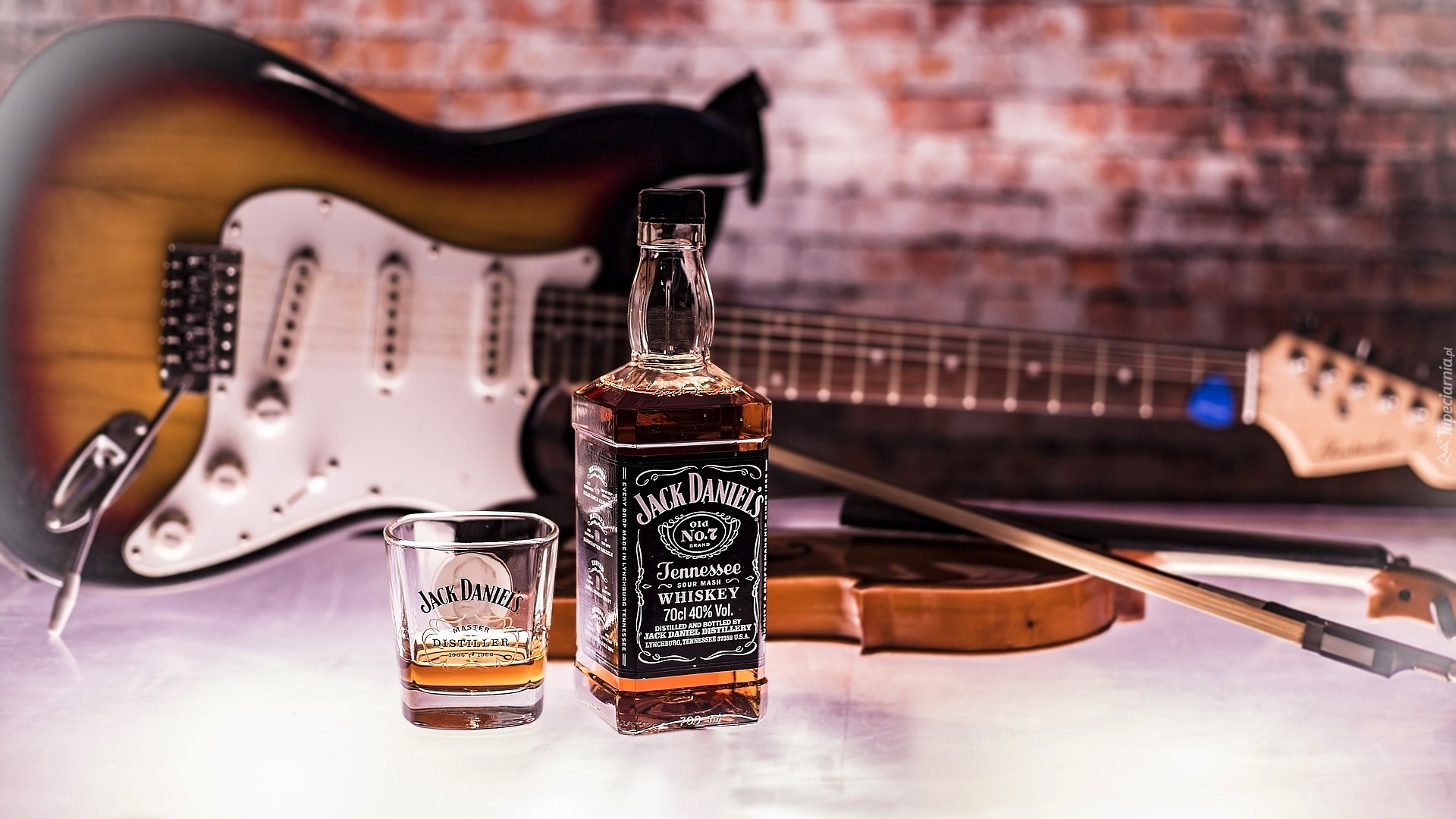 Whisky, Jack Daniels, Butelka, Szklanka, Skrzypce, Gitara