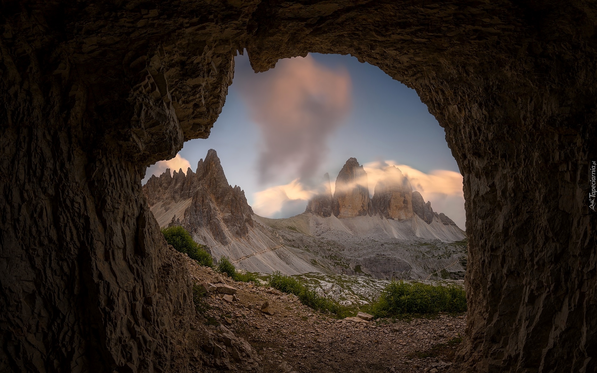 Jaskinia, Skała, Góry, Dolomity, Rośliny, Włochy