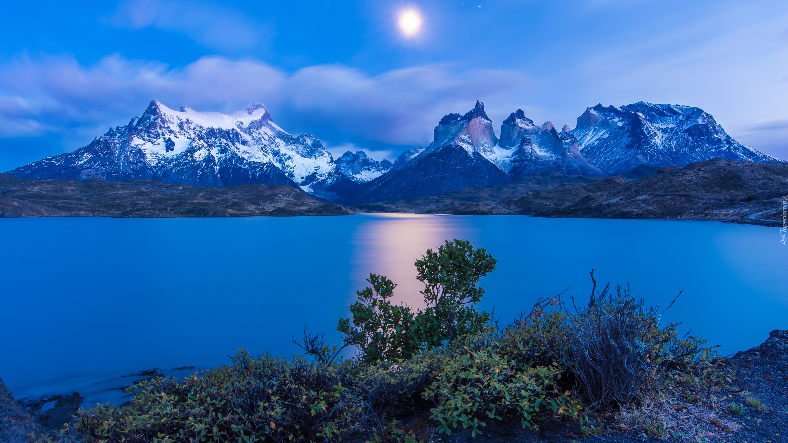 Chile, Patagonia, Góry, Masyw Torres del Paine, Rzeka, Zmierzch, Park Narodowy Torres del Paine