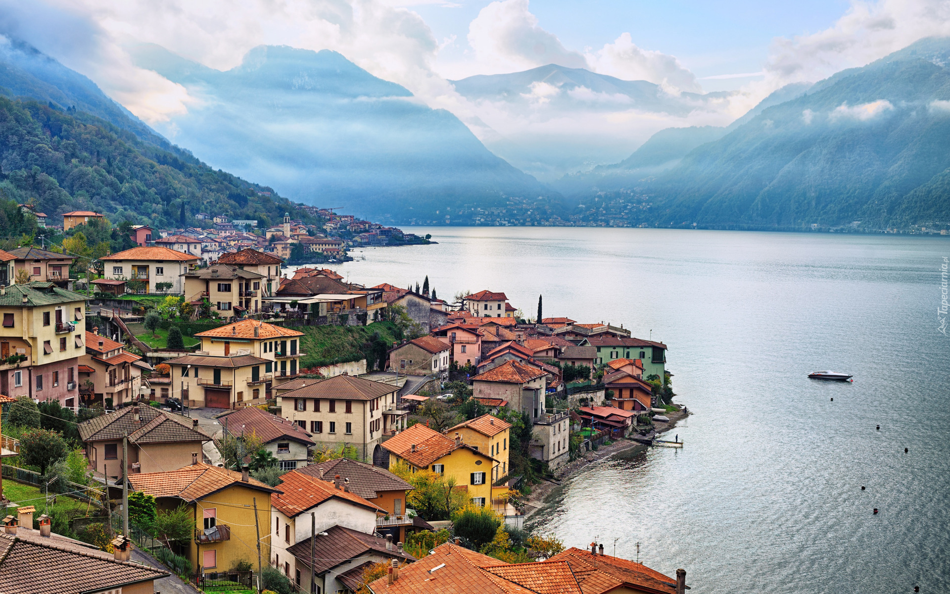 Jezioro Como, Miasto Como, Domy, Góry Alpy, Region Lombardia, Włochy