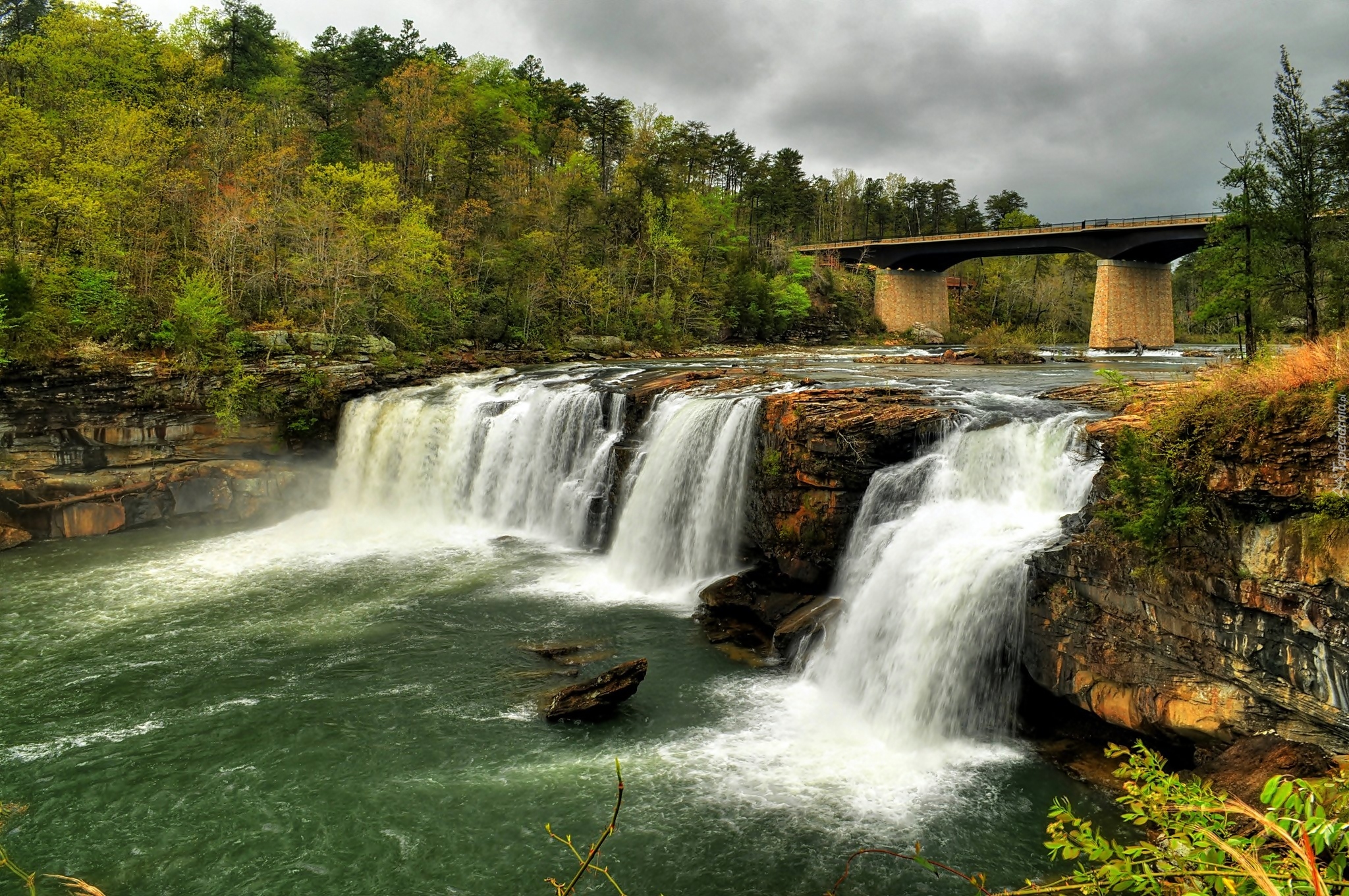 Stany Zjednoczone, Stan Alabama, Little River Canyon National Preserve, Most, Wodospad Little River Falls, Rzeka, Las