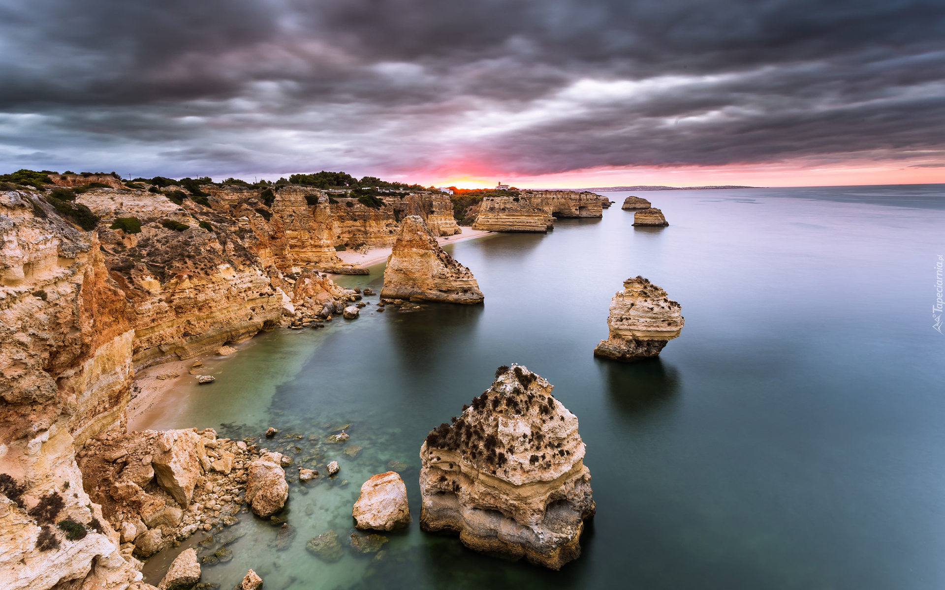 Portugalia, Wybrzeże Algarve, Ocean Atlantycki, Skały