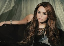 Miley Cyrus, Piosenkarka