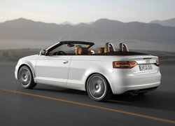 Białe, Audi A3, Cabriolet