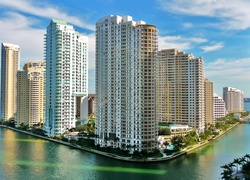 Miami, Brickell Key, Florida, Wieżowce