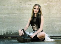 Avril Lavigne, Wysokie Buty