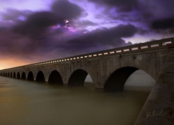 Chmury, Rzeka, Most