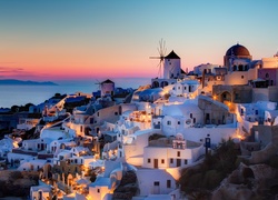 Grecja, Santorini, Wioska Oia, Domy, Zachód Słońca, Wiatrak