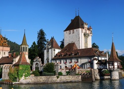 Zamek, Oberhofen, Szwajcaria