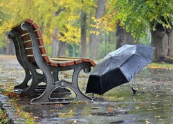 Park, Ławka, Parasol, Jesień, Deszcz