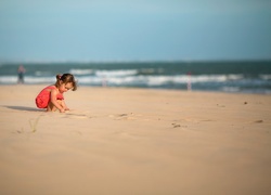 Dziewczynka, Plaża