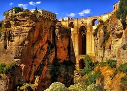 Wąwóz Tajo, Skały, Most Puente Nuevo, Domy, Miasto Ronda, Andaluzja, Hiszpania