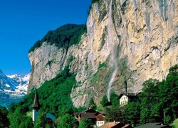 Lauterbrunnen, Góry, Las, Wodospad, Kościół, Domy