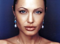 Angelina Jolie, niebieskie oczy
