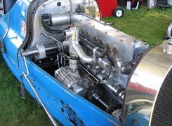 Bugatti,silnik