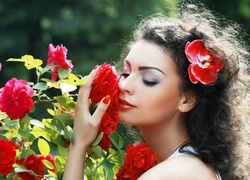 Kobieta, Kwiat, We, Włosach, Makijaż, Krzew, Róży, Park