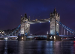 Anglia, Londyn, Tower Bridge, Miasto nocą