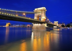 Most, Miasto nocą, Budapeszt