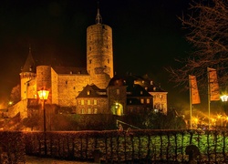 Oświetlony, Zamek Genovevaburg, Genoveva Castle, Miasto Mayen, Niemcy, Noc