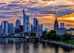 Zachód Słońca, Drapacze Chmur, Rzeka, Miasto, Niemcy, Frankfurt