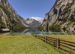 Niemcy, Bawaria, Park Narodowy Berchtesgaden, Jezioro Königssee, Alpy Bawarskie, Łąka, Płot