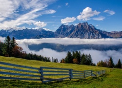 Góry Alpy, Szwajcaria, Łąka, Chmury, Ogrodzenie, Krajobraz