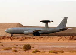Samolot, Boeing E-3 Sentra