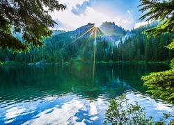 Stany Zjednoczone, Stan Kalifornia, Park Narodowy Yosemite, Góry, Jezioro Mirror, Promienie Słońca