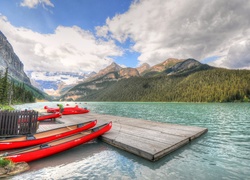 Kanada, Prowincja Alberta, Park Narodowy Banff, Kajaki, Pomost, Góry, Jezioro Lake Louise