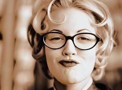 Drew Barrymore, okulary