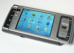 Nokia N95, Wyświetlacz