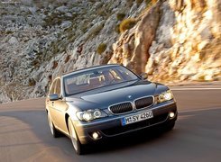 BMW 7, E65, Góry, Droga