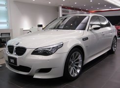 Biały, BMW 5, E60, Salon