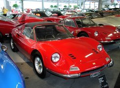 Ferrari Dino, Spider, Zabytkowe