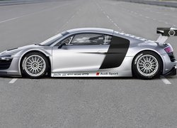 Audi R8, Spojler, Sport