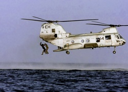 Boeing-Vertol, CH-46, Sea Knight, Desant