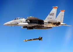 Odrzutowiec, F-15E Strike Eagle, Rakieta
