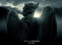 Anioły i Demony, Posąg, Anioła