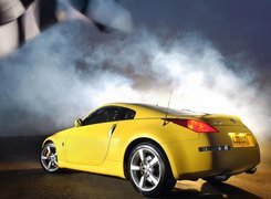 Żółty, Nissan 350Z, Dym