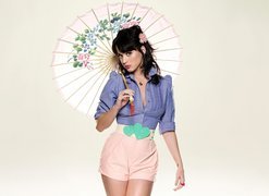 Katy Perry, Parasolka