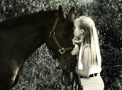 Dziewczynka, Z, Długimi, Włosami, Koń, Fotografia