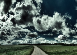 Chmury, Ścieżka