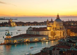 Włochy, Wenecja, Kanał, Canal Grande, Bazylika Santa Maria della Salute, Zachód słońca