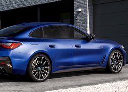 Niebieskie, BMW i4 M50, 2021