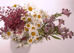Kwiaty, Bukiet, Alstremerie, Margerytki, Wazon