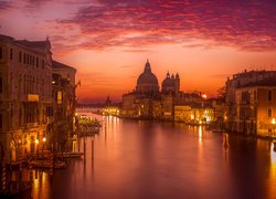 Włochy, Wenecja, Kanał Canal Grande, Bazylika św. Marka, Światła, Łodzie, Zachód słońca, Chmury