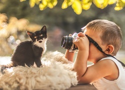Dziecko, Chłopiec, Kot, Kotek, Aparat, Fotograficzny