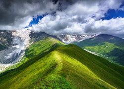 Góry, Śnieg, Niebo, Chmury, Chkhutnieri Pass, Upper Svaneti, Gruzja