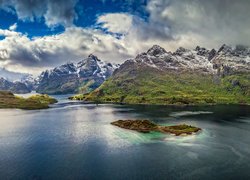 Góry, Morze, Lofoty, Austvagoya, Norwegia