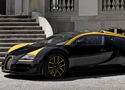 Czarno-żółty Bugatti Veyron Grand Sport Vitesse